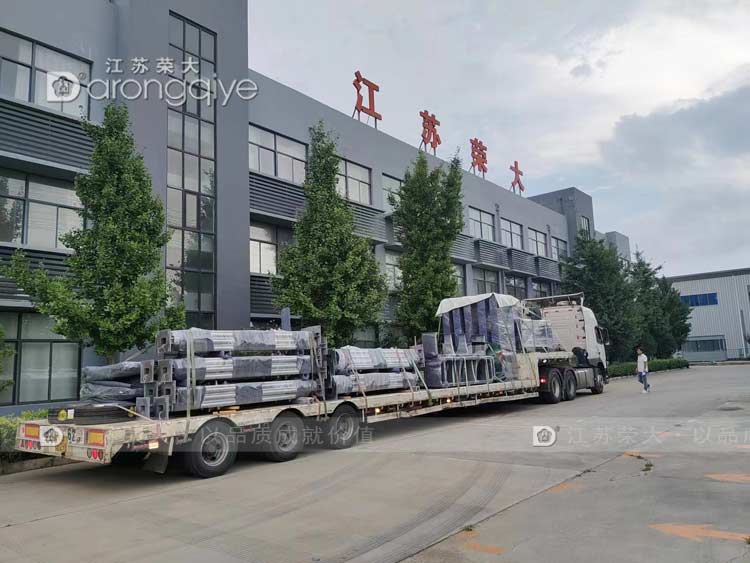 上海智能公交候車(chē)亭第三批次發(fā)貨配圖二