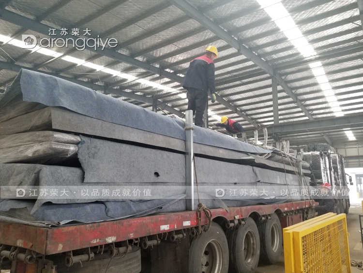 江蘇不銹鋼公交候車亭發(fā)貨圖三