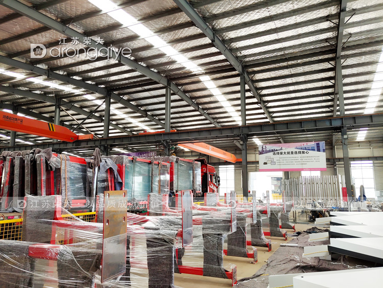 第七批河北公交候車亭發(fā)貨圖二