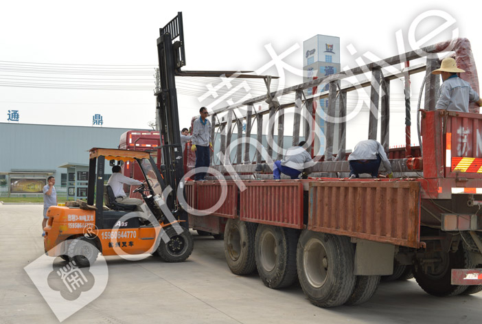 安徽公交候車亭發(fā)貨圖一