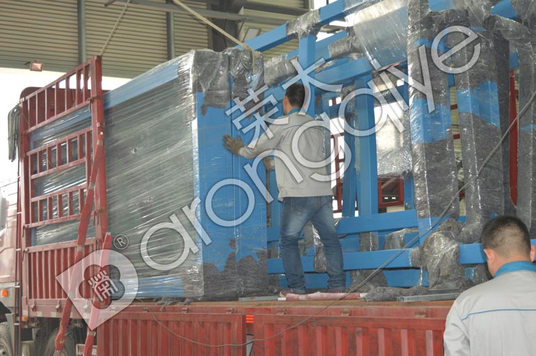 公交候車(chē)亭發(fā)貨圖二