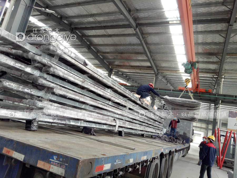 �����܇ͤ�l(f��)؛�D��