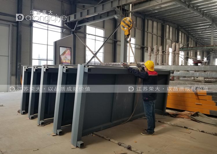 第五批揚(yáng)州智能公交站臺(tái)發(fā)貨圖一