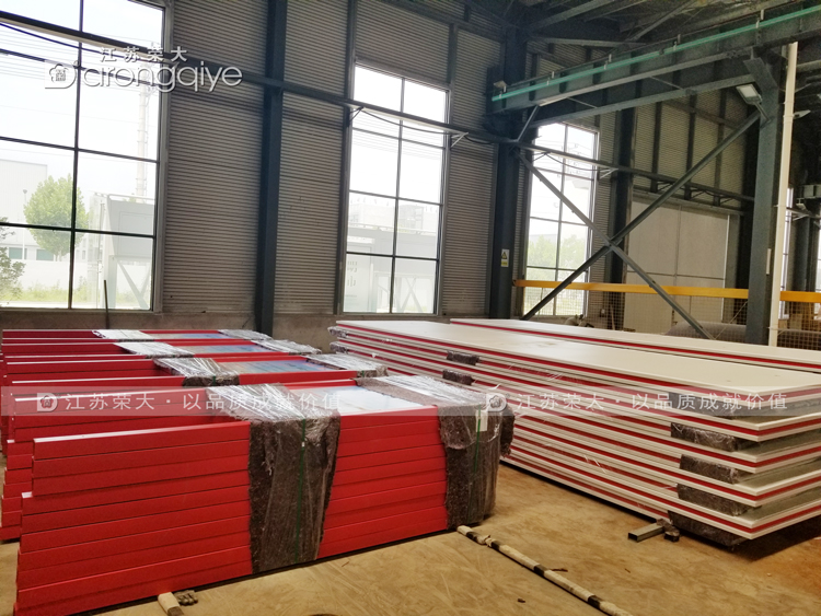 上海公交候車(chē)亭發(fā)貨圖二